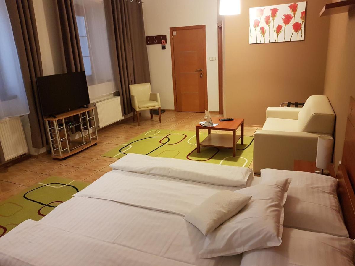 Alex Pension Prešov Dış mekan fotoğraf